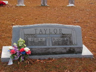 felixtaylorblanchemooretaylorsisterofodellclentonmoore16dec2010_thumb.jpg