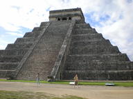 el_castillo_2_thumb.jpg