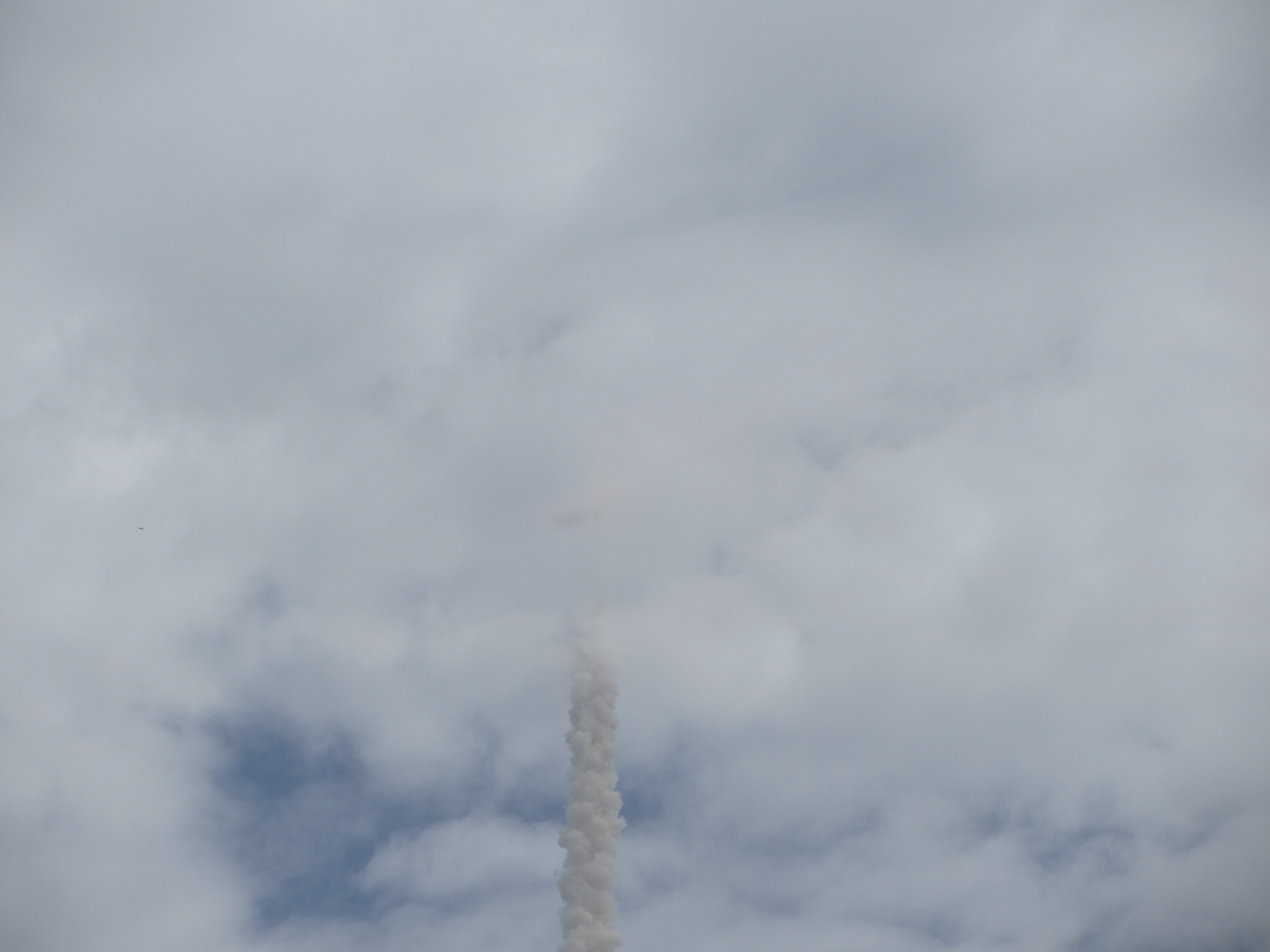 sts-135_2_thumb.jpg