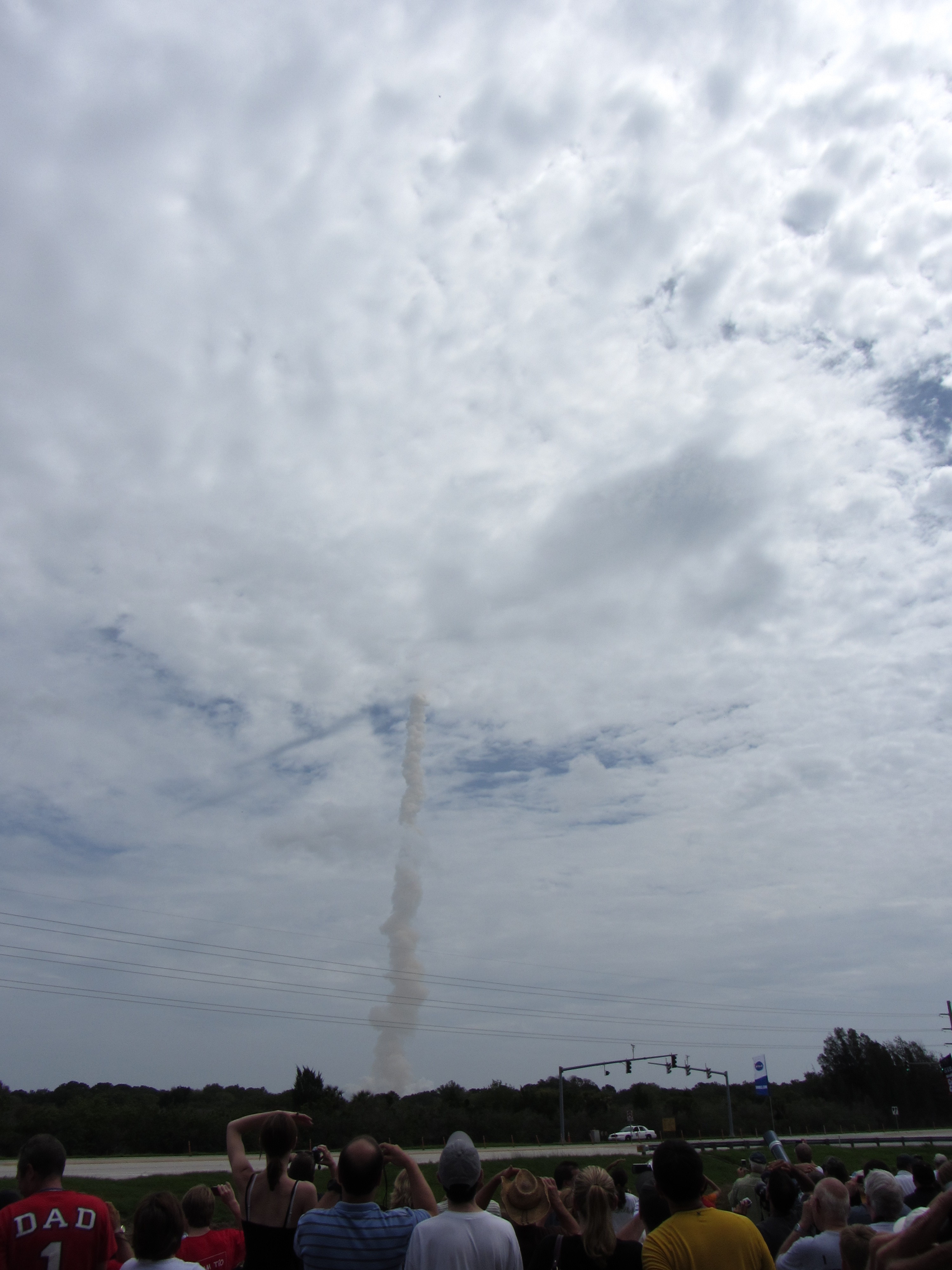 sts-135_3_thumb.jpg