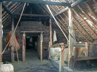 long_house3_thumb.jpg