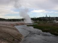 cliff_geyser2_thumb.jpg
